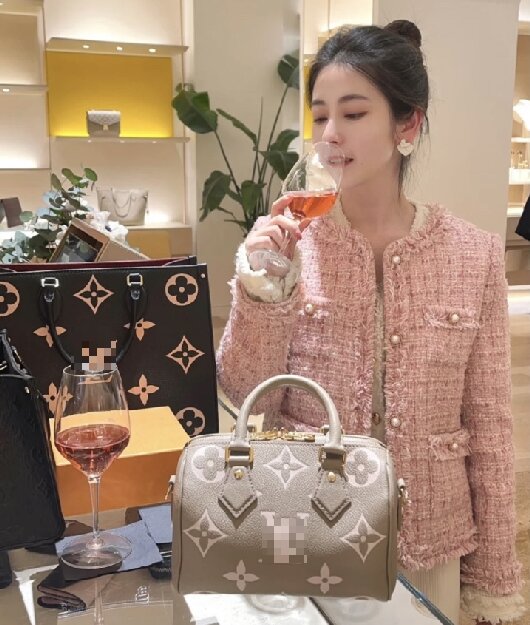 LV春夏時尚新寵Speedy20枕頭包 M