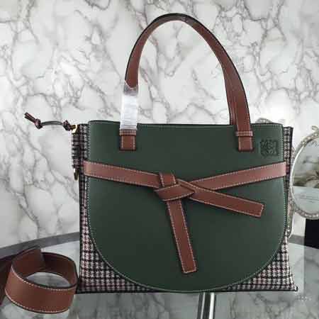 Loewe全新千鳥格紋羊毛花呢配搭經典小牛皮女士手袋