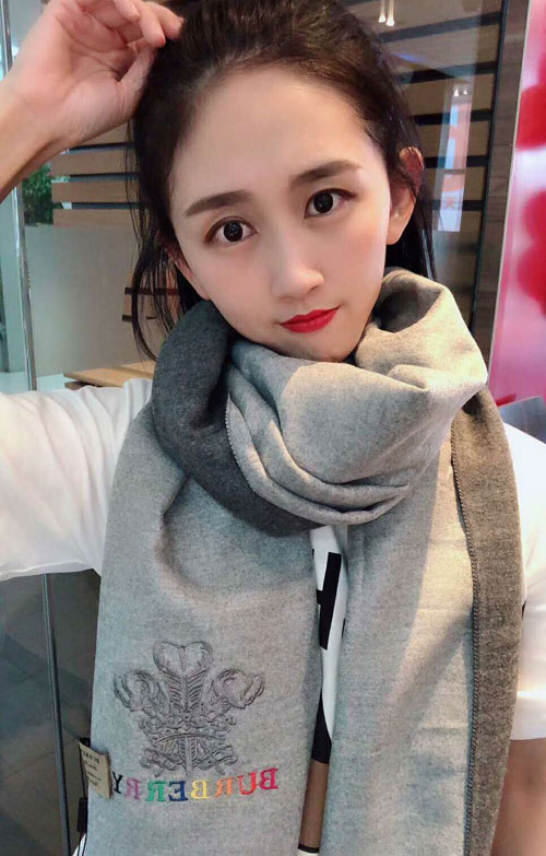 BURBERRY高等奢華時尚雙色圍巾