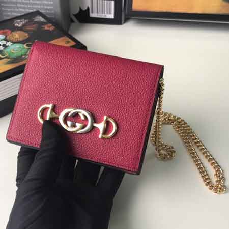 2019春夏GUCCI時(shí)裝秀系列手袋570660