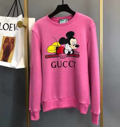 Gucci 2020早春新款鼠年限定米奇卡通印花圓領(lǐng)套頭衛(wèi)衣
