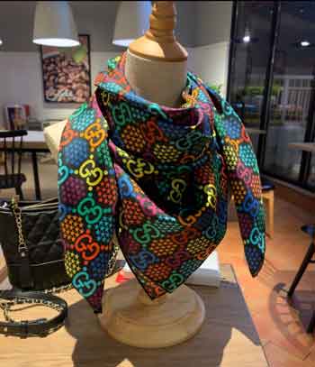 2020早春系列非常美gucci絲巾