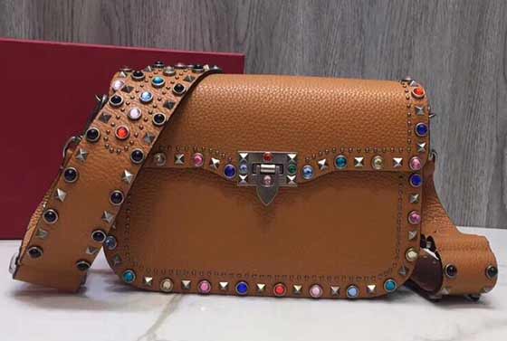 華倫天奴專賣店新款夏季百搭款七彩柳釘水晶挎包