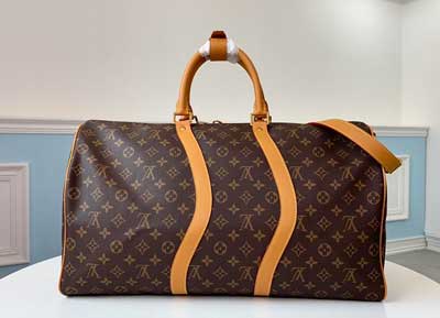 男裝藝術總監Virgil Abloh以新穎的定制概念KEEPALL 50 旅行袋M44474