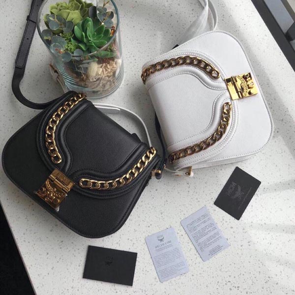 MCM荔枝紋牛皮鏈條配搭小豬包 小號郵差包