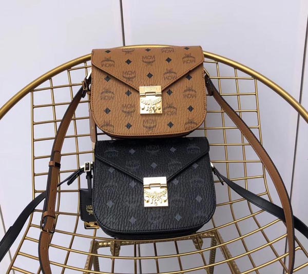 MCM2019款PATRICIA復(fù)古小號(hào)郵差馬鞍包 