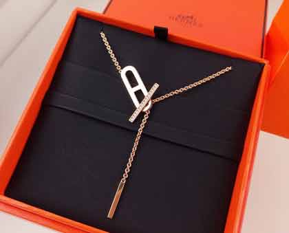 潮爆大街，愛馬仕925銀鍍18K玫瑰金豬鼻子項鏈！hin時尚！