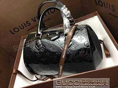 路易威登歐美簡約女包 復古桶包 lv糖果色色手提包漆皮女包女90058黑色