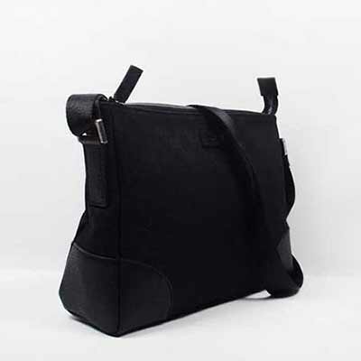 古琦男包包男士斜挎包男式單肩包拉鏈包gucci運動包114273黑