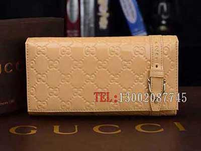 成功男士必備 經(jīng)典條紋全皮長(zhǎng)款拉鏈錢包 手拿包 G872145米白