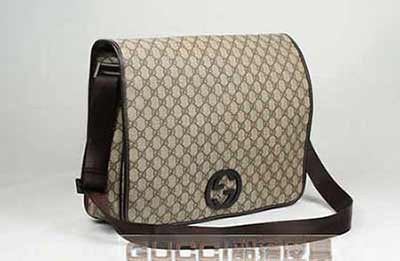 男包 真品品質男士斜跨包翻蓋包單肩包222291PVC咖啡色