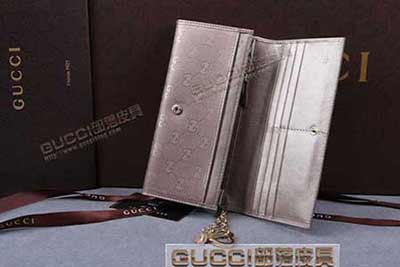 gucci 154185 灰光膠 古奇pvc錢包