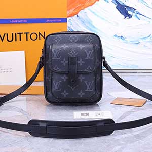 路易威登WEARABLE WALLET系列郵差包 LV經典黑老花斜挎男包M69404