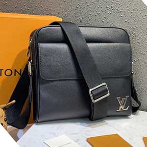 高等原版 ALEX 小號郵差包M30260