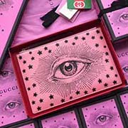 GUCCI古奇 專柜品質 采用進口牛皮 原廠五金！精致做工 獨家實物拍照 質量如圖可見 款號：516928尺寸：30*2 0*1.5