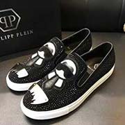 PP 男鞋新復刻精品 歐美潮流元素 將尊貴品質與時尚質感精良融合 邦面進口頭層磨砂皮燙鉆拼接制作鞋身pp專屬五金logo 彰顯魅力 內搭羊皮里 系帶款式 整體打造酷帥有型的潮男形象設計 在細節處點帶