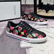 高品質新款GUCCI古奇專柜同步上市 2018新款男鞋 面料精選頭層牛皮 頭層羊皮內里。 原版開模防滑橡膠大底 精美線條 簡約大氣 上腳舒服上擋次 休閑旅游。碼數:38一44。