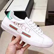 情侶款 3D打印新款 全套包裝 高等版本。古奇高等版。此款為小白鞋經典款。全套包裝請各位老板看清楚我家鞋子的走線。肯定高等『 Gucci 』古奇 Ace Sneakers小白鞋 再次顛覆了傳統小白鞋的