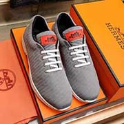  Hermes 愛(ài)馬仕 男鞋高等 官網(wǎng)1：1新款高幫系列：鞋面采用意大利高頭層牛皮配原版專用彈力布面料 歐洲高等羊皮墊腳制作 讓行走更加便捷舒適！獨(dú)家新款 驚世之作 與官方的質(zhì)量相比美的1：1復(fù)刻