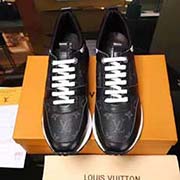 LV2018新款上市 歐美大師設計 精良造型打造專柜品質 進口小牛皮拼接。羊皮內里 純色橡膠耐磨大底 品質 設計上很獨特的美 純手工制作 超級百搭上腳舒服高等 時尚 新穎！！肯定的焦點 碼數：38－4