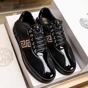 VERSACE·范思哲奢華品質 設計師在每一期都專業打造出范思哲每一款風格不一。此期設計鞋面采用意大利進口材料 高等大氣上檔次 羊皮內里舒適透氣 原版個性大底 上腳高等次 給你低調奢華的舒適體驗。碼數