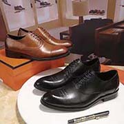  Hermès愛馬仕 標準碼：中碼以下建議拿小一碼。男碼38/44可訂做45 等級：代買級 材料：頭層牛皮 水染羊皮內里 原版輕便橡膠大底 款式類別：商務皮鞋 百搭舒適 顏色：黑色 棕色