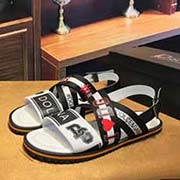  Dolce-Gabbana 杜嘉班納 DG 18年官網新款涼拖鞋 海淘原版1:1制作 原版頭層牛皮與原版織帶精良組合 防滑耐磨進口大底 奢華時尚 高等潮型！ 碼數：38-44