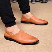 羊里 GUCCI高等休閑訂制款 牛皮面+羊皮內里 原版五金 相信從您見到它的N01眼起就會有眼前一亮的感覺 大氣前衛已經不能完全詮釋了它的優雅 AAA級橡膠大底 超舒適 專柜原版套楦 保證了其原有版型及