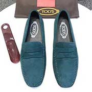 牛里[ TOD’S 托德斯。原版一比一開(kāi)模 .頭層牛皮內(nèi)里..專(zhuān)柜同步經(jīng)典款。經(jīng)典潮流款式 永不過(guò)時(shí) 內(nèi)里意大利進(jìn)口牛里 耐磨橡膠大底 專(zhuān)業(yè)純手工制作 柔軟舒適吸汗 清新簡(jiǎn)易風(fēng)格 高等大氣 專(zhuān)柜色彩