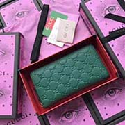 GUCCI古奇 不管是用料 做工 logo 鋼印 編碼 走線 每一個細節都將古奇的精彩內涵表現得淋漓盡致 質量保證 售后無擔憂 原廠材料！實物拍攝 質量如圖可見 型號：410102尺寸：19*10*2