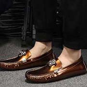  范思哲 新款新款 鞋面頭層進(jìn)口牛漆皮面 頭層內(nèi)里羊里 原版進(jìn)口耐磨橡膠底 范思哲官網(wǎng)出品 2016春夏新品 全力打造精致優(yōu)雅的心備佳品 廓形簡(jiǎn)潔利落 采用精湛的處理工藝。剪裁比例恰到好處 面料精美