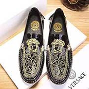  范思哲 高版本 新款新款 鞋面進口意大利頭層牛漆皮 頭層豬皮內里 原版進口耐磨橡膠底 范思哲官網出品2018春夏新品 全力打造精致優雅的心備佳品 廓形簡潔利落 采用精湛的處理工藝。剪裁比例恰到好處