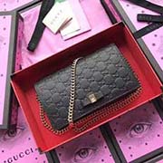 GUCCI古奇 不管是用料 做工 logo 鋼印 編碼 走線 每一個細節都將古奇的精彩內涵表現得淋漓盡致 質量保證 售后無擔憂 原廠材料！實物拍攝 質量如圖可見 型號：431408尺寸：20*12.5