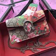 GUCCI古奇 不管是用料 做工 logo 鋼印 編碼 走線 每一個細節(jié)都將古奇的精彩內(nèi)涵表現(xiàn)得淋漓盡致 質(zhì)量保證 售后無擔憂 原廠材料！實物拍攝 質(zhì)量如圖可見 型號：476432尺寸：16.5*10