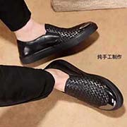 BV經(jīng)典編織休閑舒適駕車鞋橫空來襲 精選意大利鱷魚紋胎牛皮和意式編織胎牛皮 手工制做 全真頭層豬皮內(nèi)裡 超軟高耐磨防滑大底低調(diào)奢華 級致之美 黑色 XL配碼數(shù)38~44
