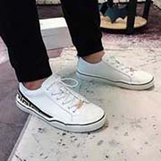 羊里范思哲高等 男士2018專柜同步發售意大利進口頭層牛皮 全進口羊皮內里 鞋底:搭配頭像顯得格外大方得體 原廠特供原版底 獨家活動成型底超級舒適 原廠跟單貨 高品質 配碼數38-44