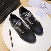  PRADA普拉達 中碼以下建議拿小一碼：男碼38/4445可以定做 等級： 品質 材料：頭層訂制牛皮 不染色羊內里 牛皮踮腳 原版橡膠大底 款式類別：休閑 系列 隨意出入各種場合 百搭舒適 顏色：