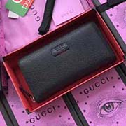 GUCCI古奇 不管是用料 做工 logo 鋼印 編碼 走線 每一個(gè)細(xì)節(jié)都將古奇的精彩內(nèi)涵表現(xiàn)得淋漓盡致 質(zhì)量保證 售后無(wú)擔(dān)憂 原廠材料！實(shí)物拍攝 質(zhì)量如圖可見 型號(hào)：435298尺寸：19*10.5