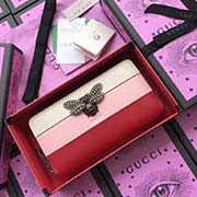 GUCCI古奇 不管是用料 做工 logo 鋼印 編碼 走線 每一個細節(jié)都將古奇的精彩內(nèi)涵表現(xiàn)得淋漓盡致 質(zhì)量保證 售后無擔憂 原廠材料！實物拍攝 質(zhì)量如圖可見 型號：476069尺寸：19*10*3