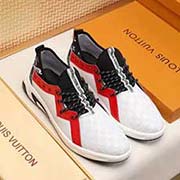 國際大單爆 官網全球首發 路易威登/LV 男鞋高等 官網1：1新力作：鞋面采用意大利高等頭層牛漆皮官網原版專用編織布面料 歐洲高等羊皮墊腳制作 讓行走更加便捷舒適！獨家新款 驚世之作 與官方的質量相