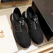 Y-3上新-2018春夏透氣款 原版1：1復刻 本山本耀司新力作獨家款面料采用透氣編制網布 舒適透氣春夏穿鞋的守選 搭配真空工藝大底 歐美大師設計 精良造型打造專柜品質 設計上很獨特的美 超級百搭也