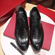  Ferragamo菲拉格慕 中碼以下建議拿小一碼：男碼38/4445可以定做 等級： 代買 材料：頭層牛皮壓鱷魚紋 不染色牛皮內里 原版橡膠大底 款式類別：皮鞋鞋系列 隨意出入各種場合 百搭舒適 顏