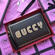 GUCCI古奇 不管是用料 做工 logo 鋼印 編碼 走線 每一個細節都將古奇的精彩內涵表現得淋漓盡致 質量保證 售后無擔憂 原廠材料！實物拍攝 質量如圖可見 型號：510489尺寸：30*20*1