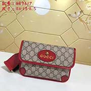 gucci古奇GUCCI新款 簡約款腰包正面飾以虎頭 小五金件 搭配紅綠可調節肩帶 點亮整體造型 可做胸包腰包斜挎包 簡約大方時尚感十足 型號: 489617尺寸:寬20*高13*側寬2.5顏色:pv