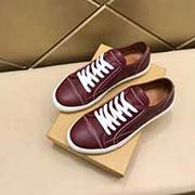  GUCCI 高等 男士2018專柜同步發售 碼數：38-44 頭層進口牛皮 頭層羊皮內里。完全一比一復刻 獨家活動成型底超級舒適 原廠跟單貨 高品質 可隨意進出專柜 歡迎對比