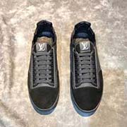 LV鞋 官網新款休閑男鞋 頭層進口牛皮 羊皮里 精心開模炫酷大底 魔術貼彰顯氣質 進口專用材料凸顯獨特魅力 原版大底1:1高等定制 38—44碼	