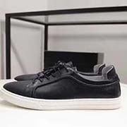  GUCCI 古奇專柜同款高品質休閑鞋 鞋面采用進口意大利小牛皮 內里采用高等進口環保豬皮 和舒適超軟耐磨橡膠大底 代工級別工藝 真正的 品質 非市場一般品質 碼數 38-43碼