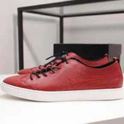  GUCCI 古奇專柜同款高品質休閑鞋 鞋面采用進口意大利小牛皮 內里采用高等進口環保豬皮 和舒適超軟耐磨橡膠大底 代工級別工藝 真正的 品質 非市場一般品質 碼數 38-43碼