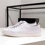  GUCCI 古奇專柜同款高品質休閑鞋 鞋面采用進口意大利小牛皮 內里采用高等進口環保豬皮 和舒適超軟耐磨橡膠大底 代工級別工藝 真正的 品質 非市場一般品質 碼數 38-43碼