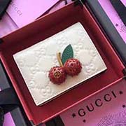 GUCCI古奇 不管是用料 做工 logo 鋼印 編碼 走線 每一個細節都將古奇的精彩內涵表現得淋漓盡致 質量保證 售后無擔憂 原廠材料！實物拍攝 質量如圖可見 型號：476050尺寸：11*8*3